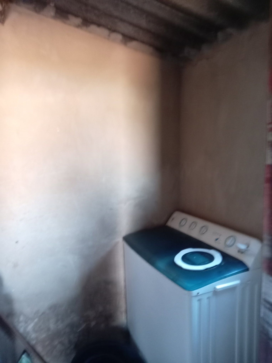 1 Bedroom Property for Sale in Lakeside Estates Gauteng