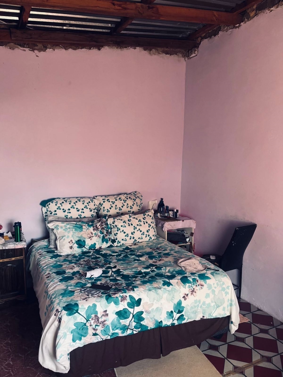 3 Bedroom Property for Sale in Lakeside Gauteng