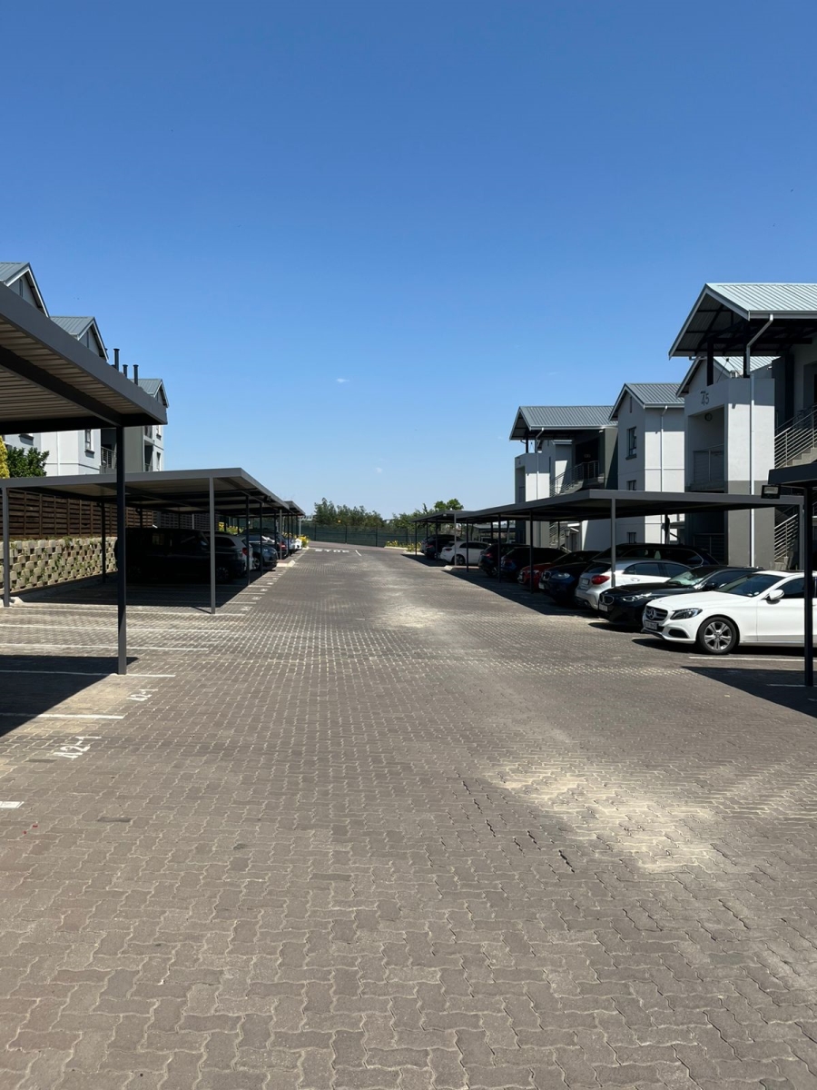 1 Bedroom Property for Sale in Modderfontein Gauteng