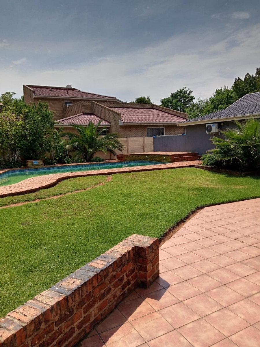 3 Bedroom Property for Sale in Vanderbijlpark SE 2 Gauteng