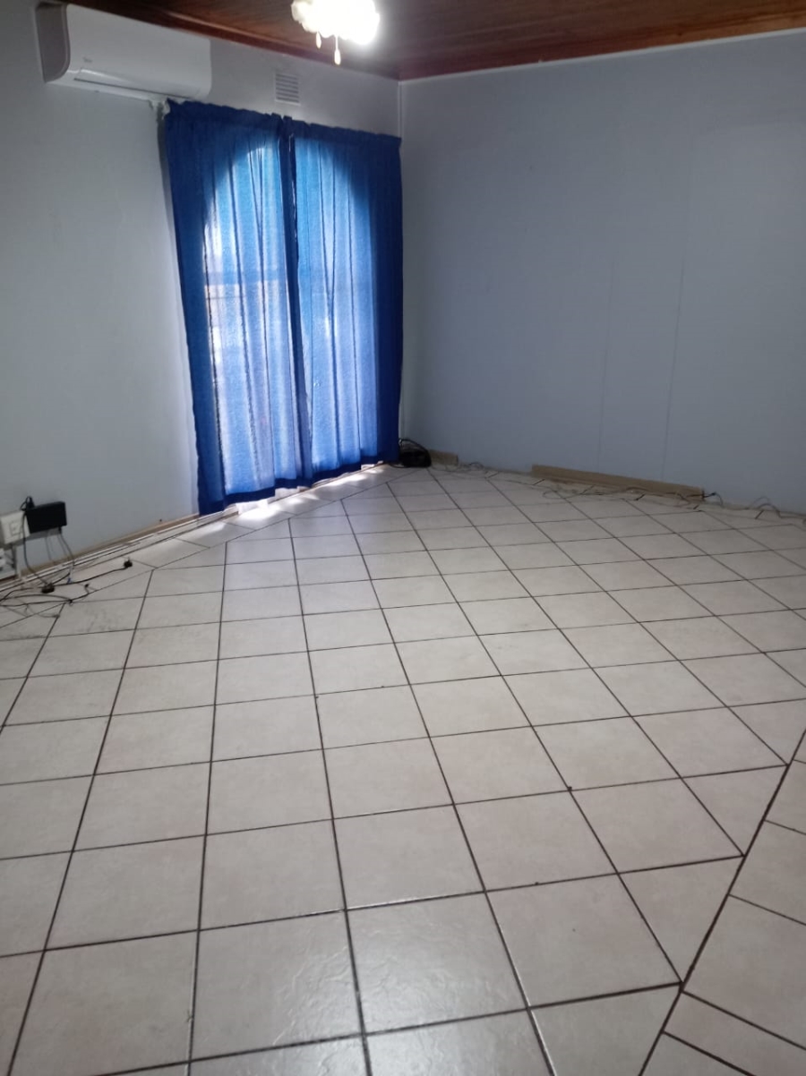 3 Bedroom Property for Sale in Vanderbijlpark SE 2 Gauteng