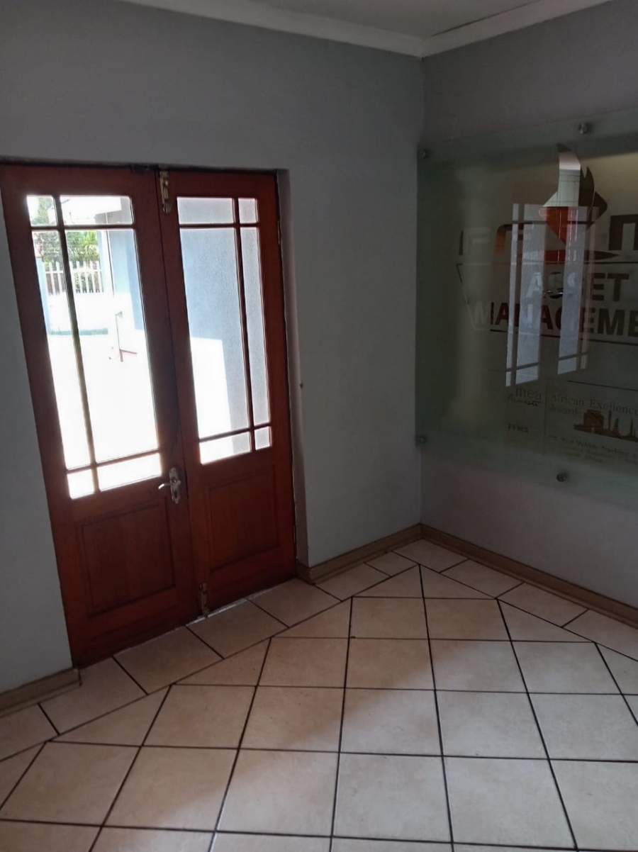 3 Bedroom Property for Sale in Vanderbijlpark SE 2 Gauteng