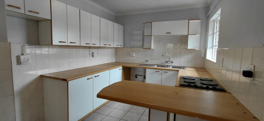 2 Bedroom Property for Sale in Beyers Park Gauteng
