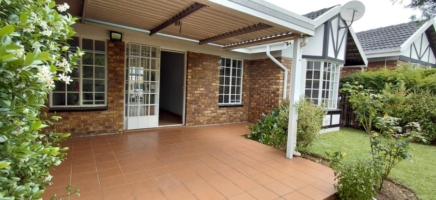 2 Bedroom Property for Sale in Beyers Park Gauteng