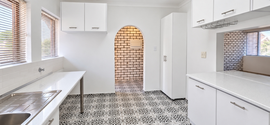 To Let 3 Bedroom Property for Rent in Garsfontein Gauteng
