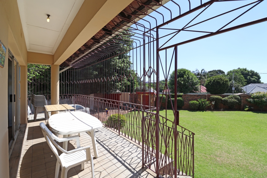 3 Bedroom Property for Sale in Cheltondale Gauteng
