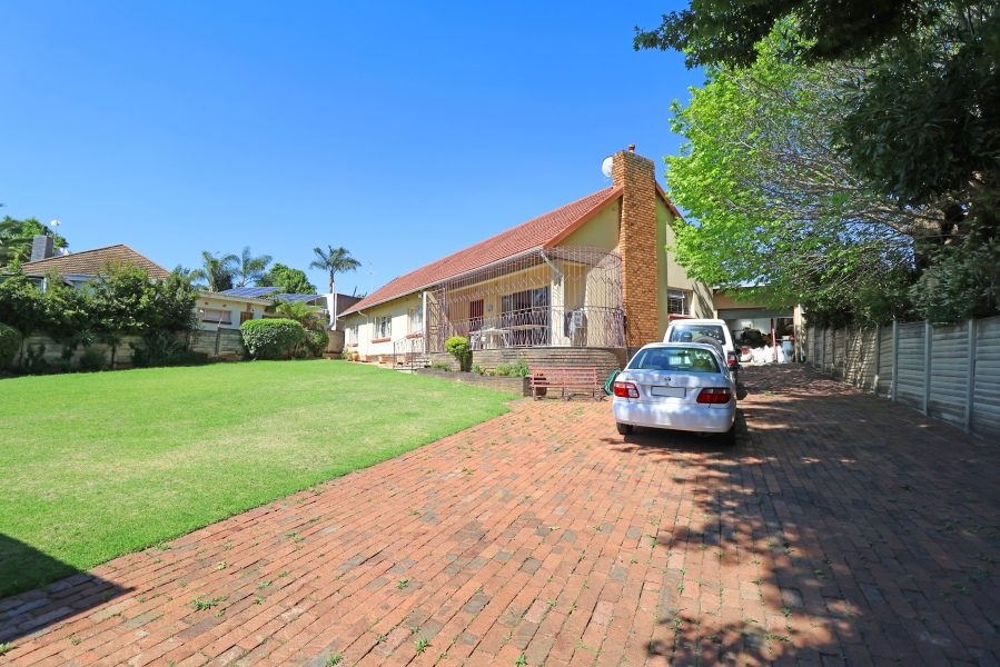 3 Bedroom Property for Sale in Cheltondale Gauteng