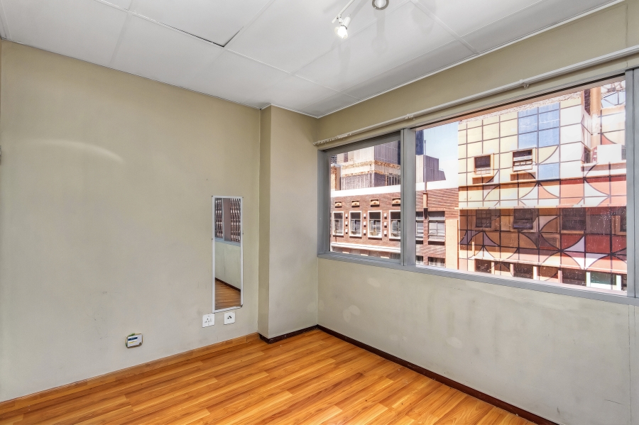 1 Bedroom Property for Sale in Marshalltown Gauteng