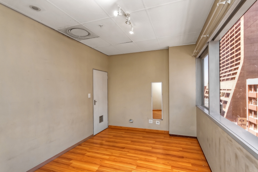 1 Bedroom Property for Sale in Marshalltown Gauteng