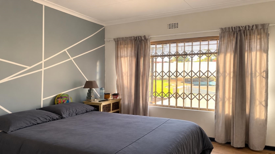 3 Bedroom Property for Sale in Verwoerdpark Gauteng