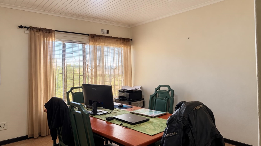 3 Bedroom Property for Sale in Verwoerdpark Gauteng