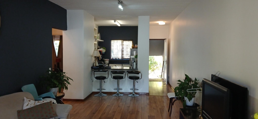 To Let 2 Bedroom Property for Rent in Craighall Park Gauteng