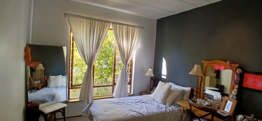 To Let 2 Bedroom Property for Rent in Craighall Park Gauteng