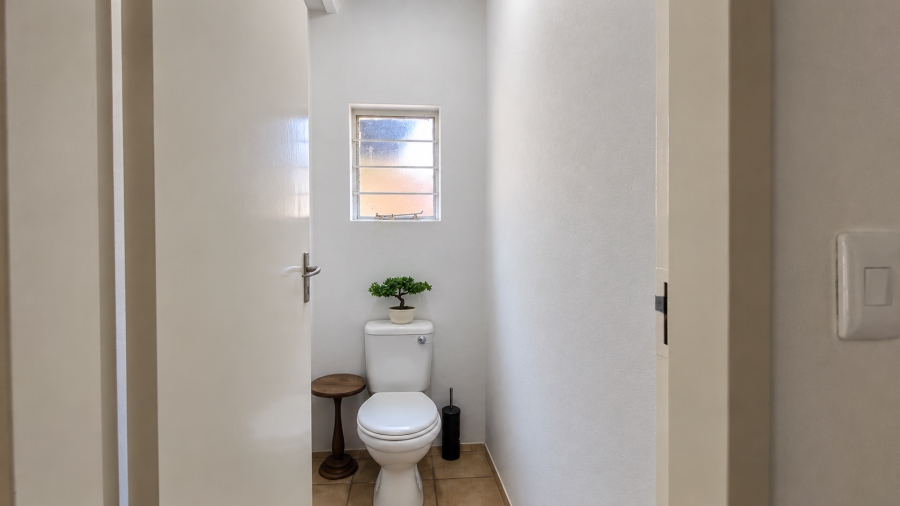 4 Bedroom Property for Sale in Wierda Park Gauteng