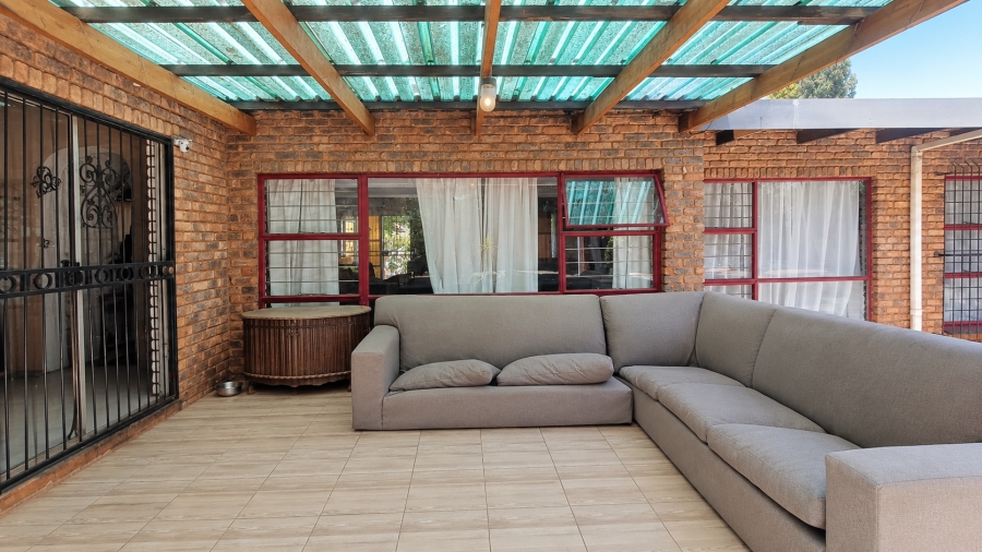 4 Bedroom Property for Sale in Wierda Park Gauteng