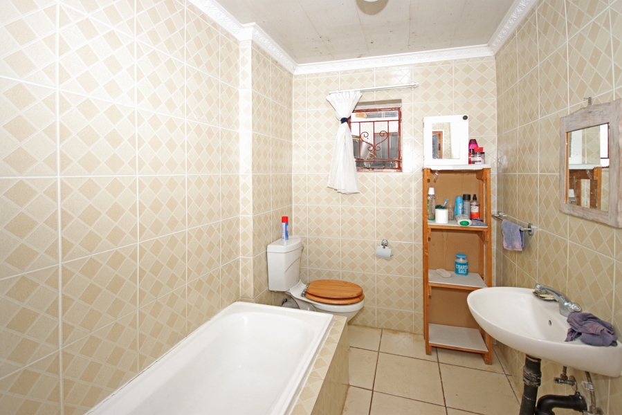 10 Bedroom Property for Sale in Primrose Gauteng