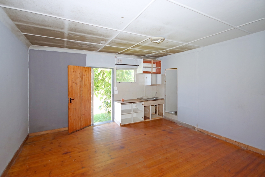 10 Bedroom Property for Sale in Primrose Gauteng