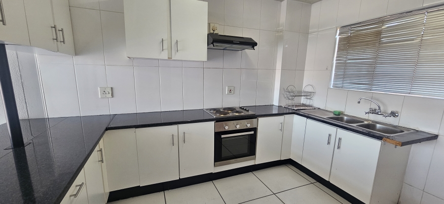 2 Bedroom Property for Sale in New Redruth Gauteng