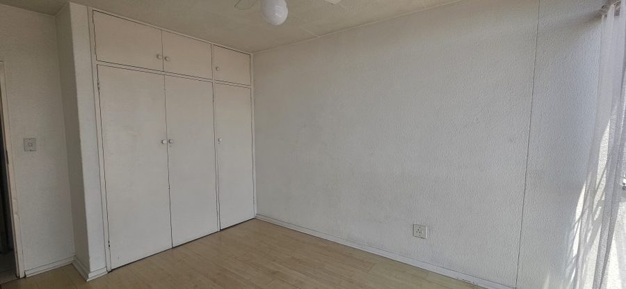2 Bedroom Property for Sale in New Redruth Gauteng