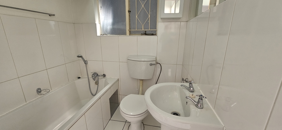 2 Bedroom Property for Sale in New Redruth Gauteng