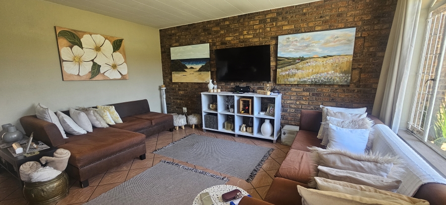 3 Bedroom Property for Sale in Albemarle Gauteng