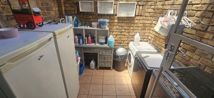 3 Bedroom Property for Sale in Albemarle Gauteng