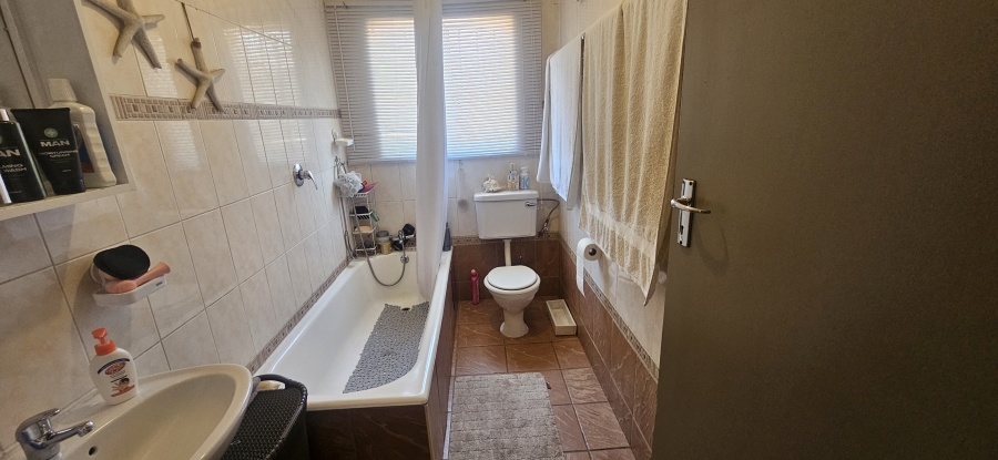 3 Bedroom Property for Sale in Albemarle Gauteng