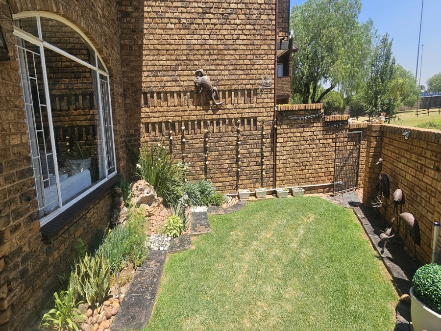 3 Bedroom Property for Sale in Albemarle Gauteng