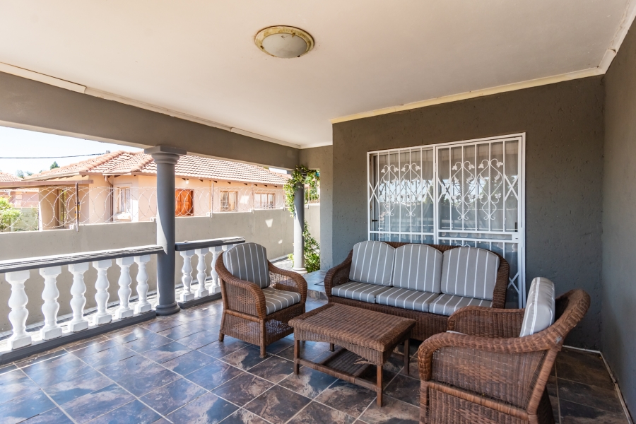 7 Bedroom Property for Sale in Cosmo City Gauteng