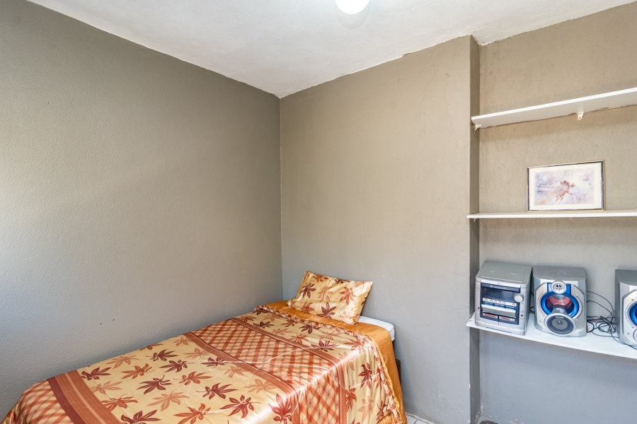 7 Bedroom Property for Sale in Cosmo City Gauteng