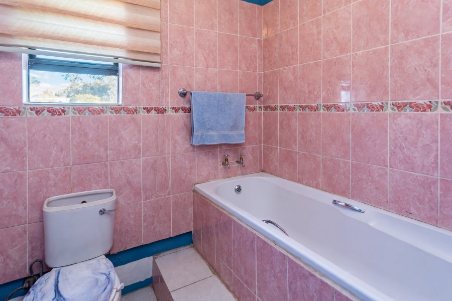 7 Bedroom Property for Sale in Cosmo City Gauteng