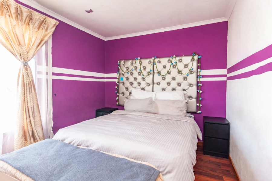 7 Bedroom Property for Sale in Cosmo City Gauteng