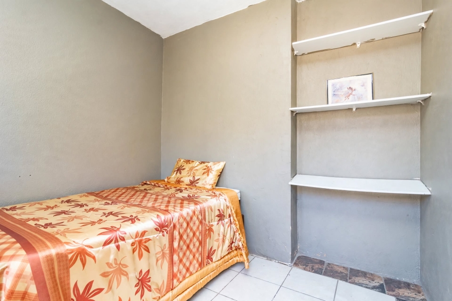 7 Bedroom Property for Sale in Cosmo City Gauteng
