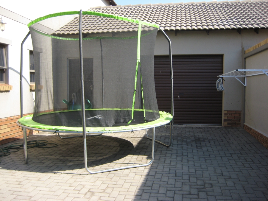 3 Bedroom Property for Sale in Montana Gauteng