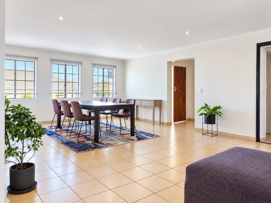 4 Bedroom Property for Sale in Halfway Gardens Gauteng