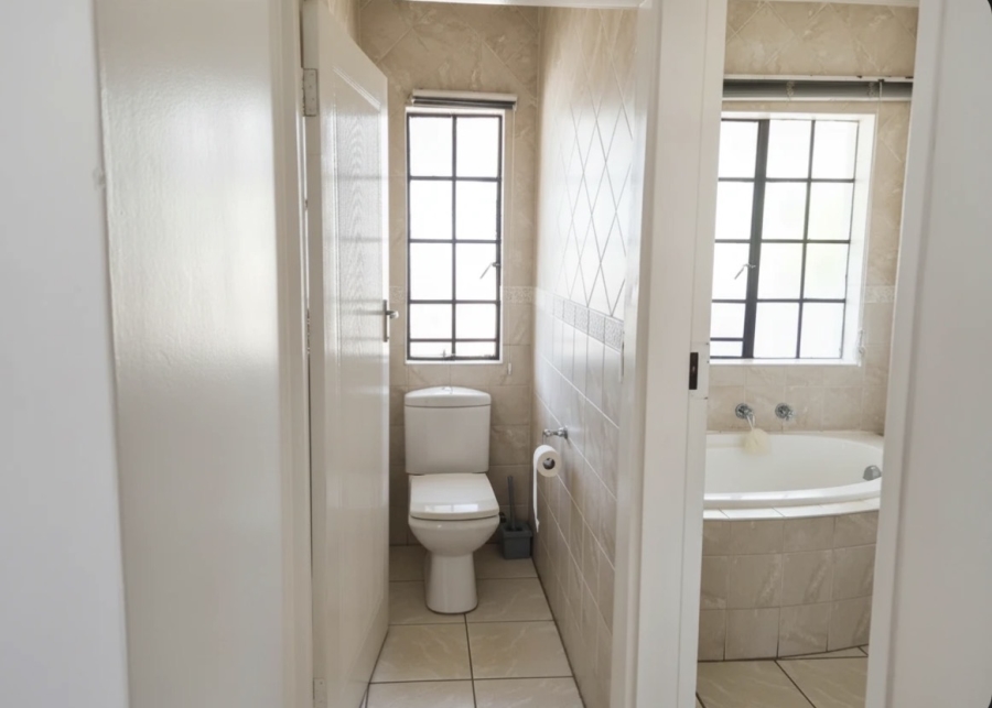 4 Bedroom Property for Sale in Halfway Gardens Gauteng