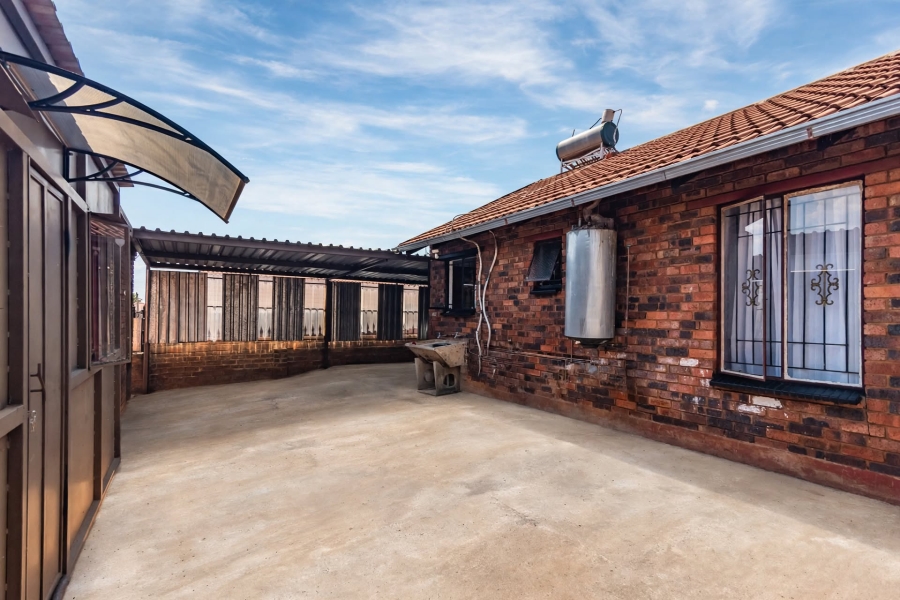 2 Bedroom Property for Sale in Ennerdale Gauteng