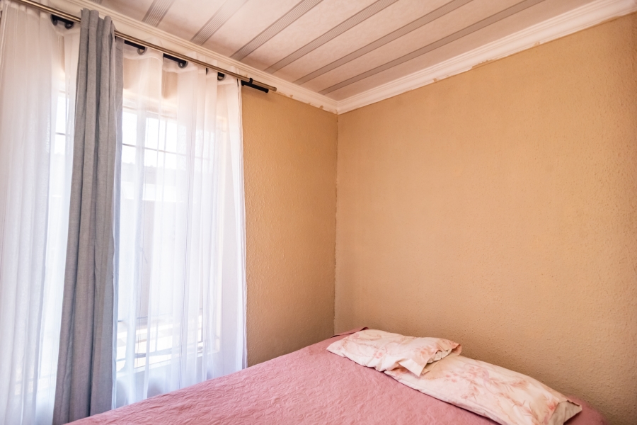2 Bedroom Property for Sale in Ennerdale Gauteng