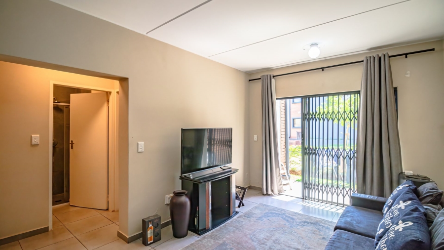 2 Bedroom Property for Sale in Vorna Valley Gauteng