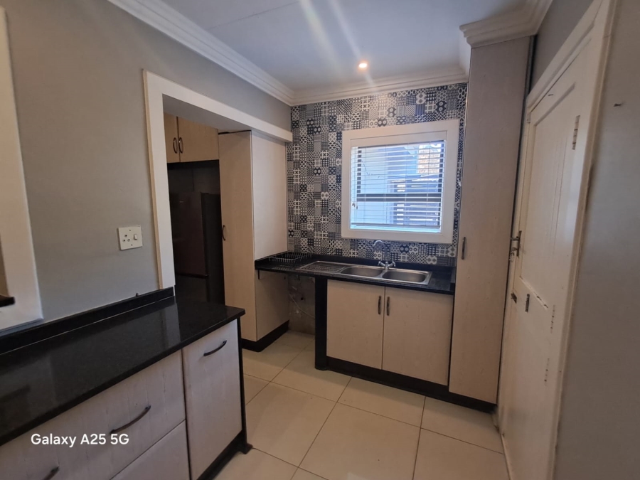 4 Bedroom Property for Sale in Brackendowns Gauteng