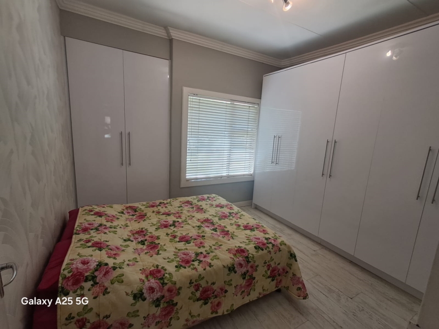 4 Bedroom Property for Sale in Brackendowns Gauteng