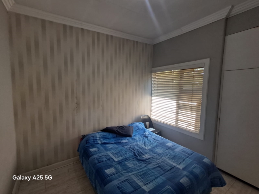 4 Bedroom Property for Sale in Brackendowns Gauteng