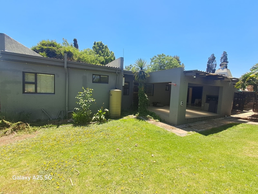 4 Bedroom Property for Sale in Brackendowns Gauteng