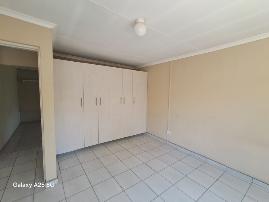 4 Bedroom Property for Sale in Brackendowns Gauteng
