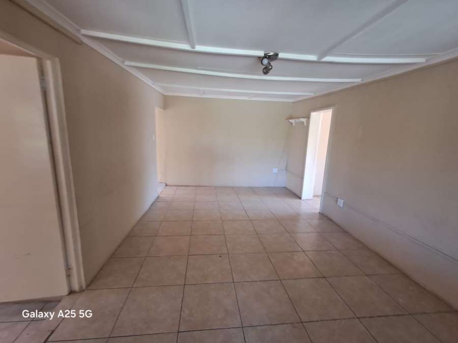 4 Bedroom Property for Sale in Brackendowns Gauteng