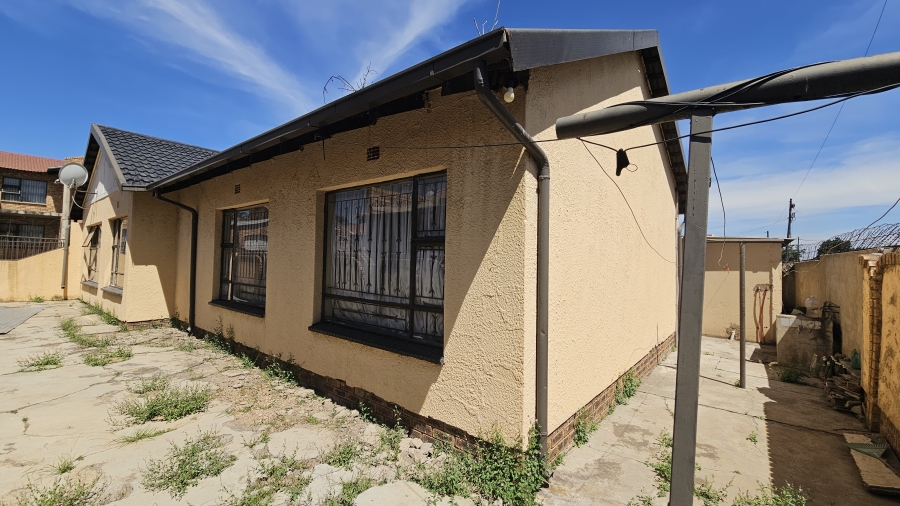 3 Bedroom Property for Sale in Daveyton Gauteng