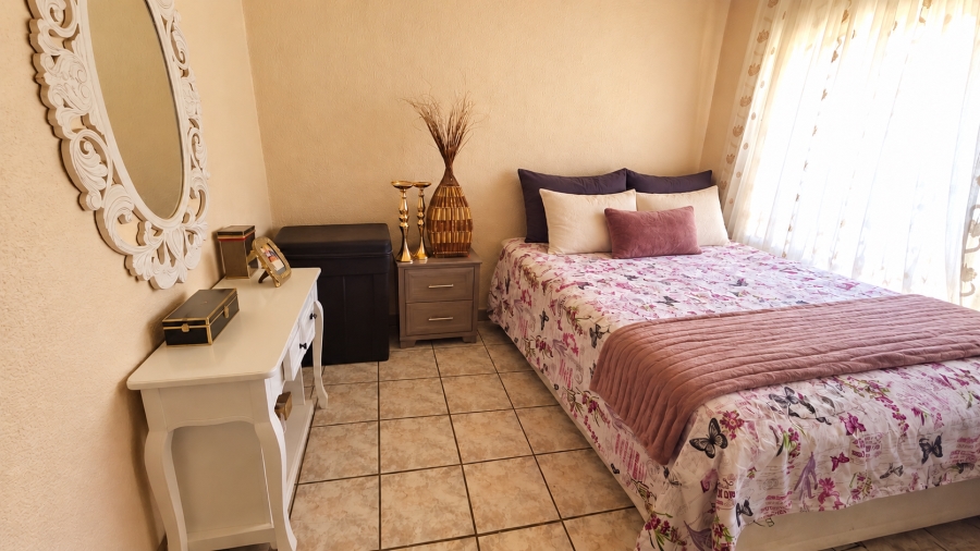 3 Bedroom Property for Sale in Daveyton Gauteng