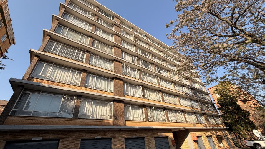 1 Bedroom Property for Sale in Sunnyside Gauteng