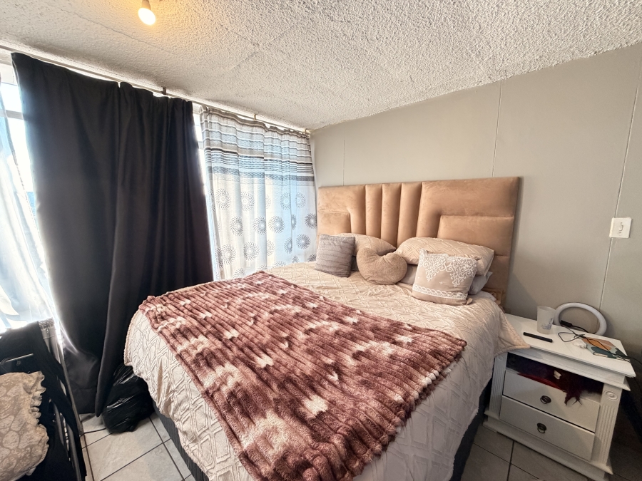 1 Bedroom Property for Sale in Sunnyside Gauteng