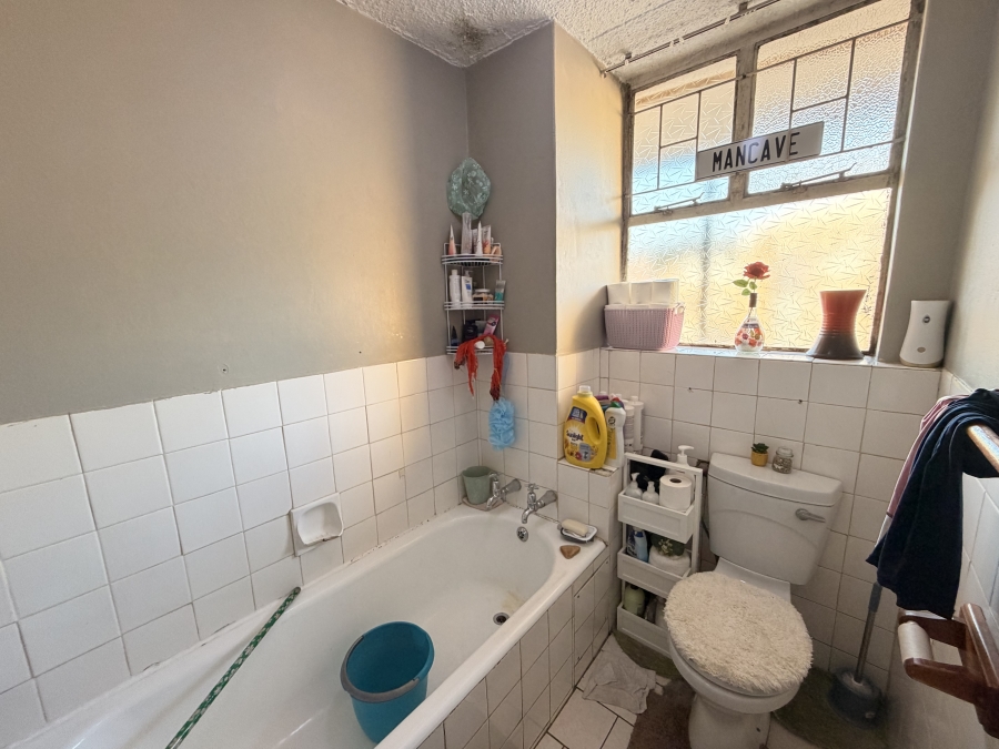 1 Bedroom Property for Sale in Sunnyside Gauteng